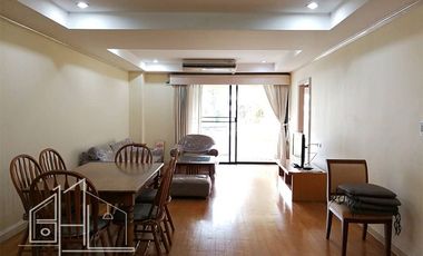 Apartamento en alquiler de 3 habitaciones en Khlong Toei, Bangkok