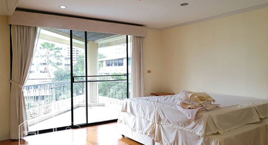 Apartamento en alquiler de 3 habitaciones en Khlong Toei, Bangkok