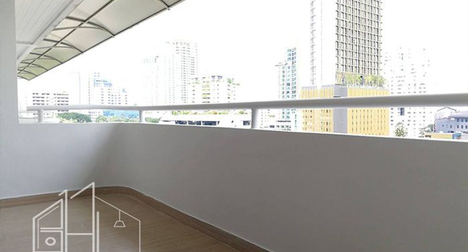 Apartamento en alquiler de 2 habitaciones en Khlong Toei, Bangkok