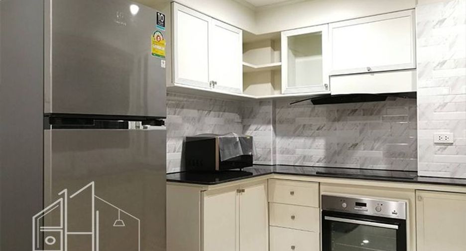 For rent 2 bedrooms condo in Khlong Toei, Bangkok