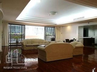 Condo en alquiler de 3 habitaciones en Watthana, Bangkok