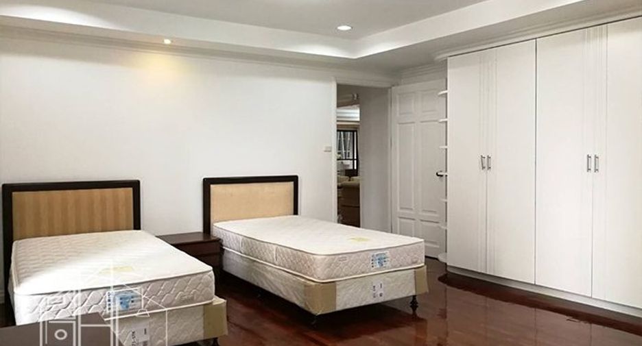 Condo en alquiler de 3 habitaciones en Watthana, Bangkok