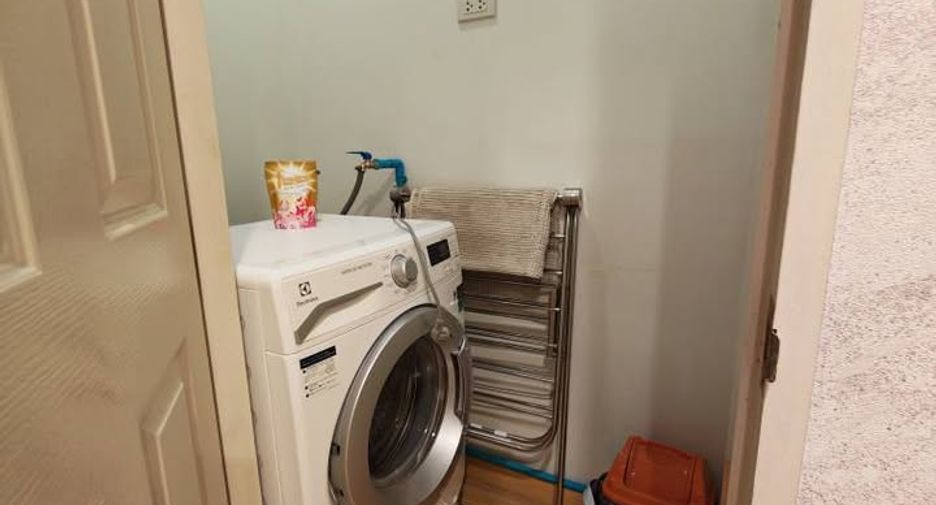 ให้เช่า 3 ห้องนอน คอนโด ใน สาทร, กรุงเทพฯ