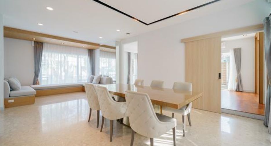 Haus zur Miete mit 5 Zimmer in Saphan Sung, Bangkok