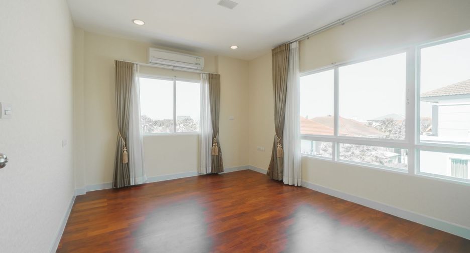 Haus zur Miete mit 5 Zimmer in Saphan Sung, Bangkok
