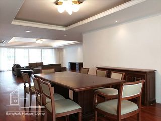 Condo en alquiler de 3 habitaciones en Watthana, Bangkok