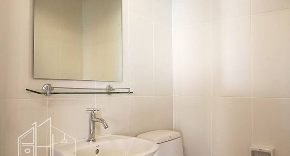 Condo en alquiler de 3 habitaciones en Watthana, Bangkok