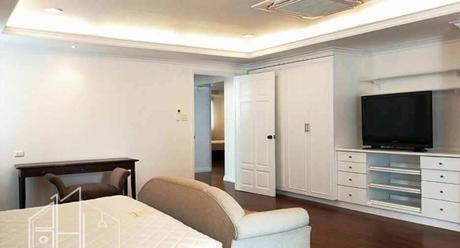 Condo en alquiler de 3 habitaciones en Watthana, Bangkok