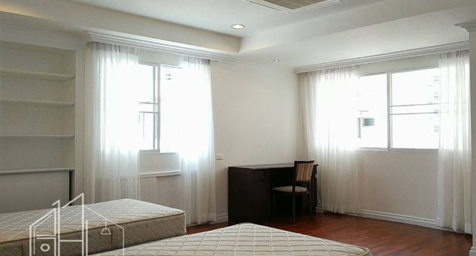 Condo en alquiler de 3 habitaciones en Watthana, Bangkok