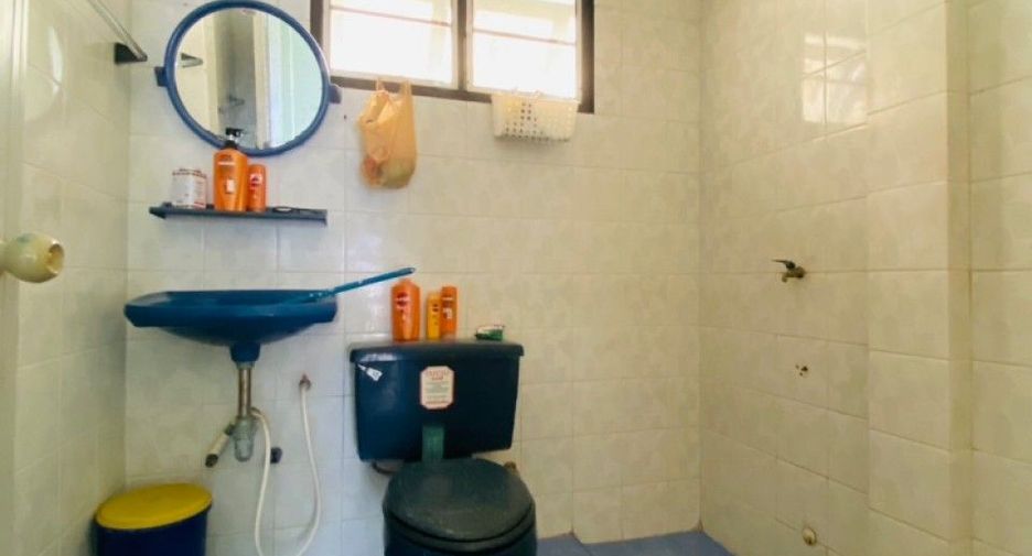For sale 5 bedrooms house in Bang Phli, Samut Prakan