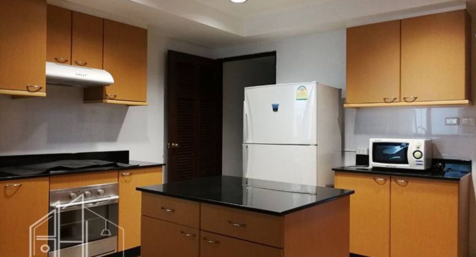 Apartamento en alquiler de 3 habitaciones en Watthana, Bangkok
