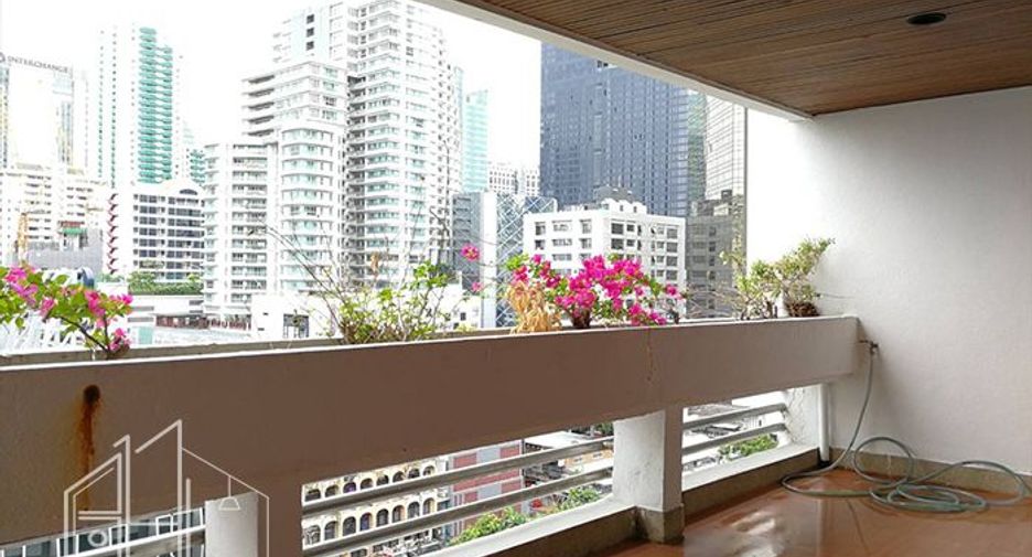 Apartamento en alquiler de 3 habitaciones en Watthana, Bangkok
