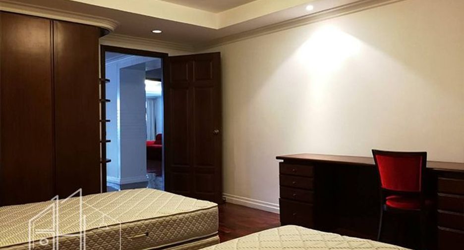 Apartamento en alquiler de 3 habitaciones en Watthana, Bangkok