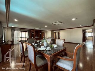 Apartamento en alquiler de 3 habitaciones en Watthana, Bangkok