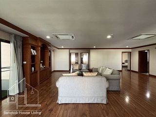 Apartamento en alquiler de 3 habitaciones en Watthana, Bangkok
