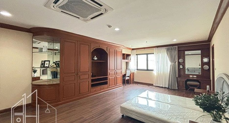 Apartamento en alquiler de 3 habitaciones en Watthana, Bangkok