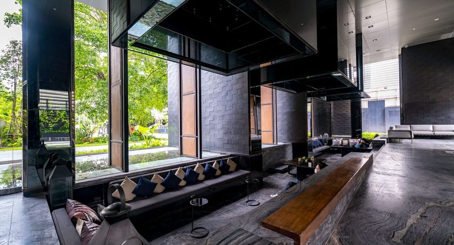 For rent 1 bed condo in Khlong Toei, Bangkok