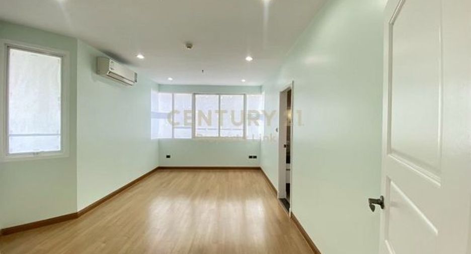 Wohnung zum Kauf mit 3 Zimmer in Huai Khwang, Bangkok