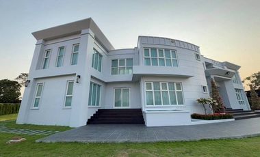 For rent and for sale 6 bedrooms villa in East Pattaya, Pattaya