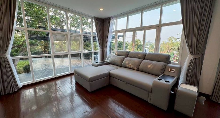 For rent and for sale 6 bedrooms villa in East Pattaya, Pattaya