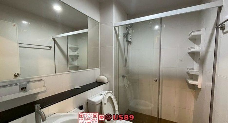 For sale 1 bed condo in Phra Khanong, Bangkok