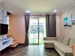 Casa adosada en alquiler y en venta de 4 habitaciones en Phra Pradaeng, Samut Prakan
