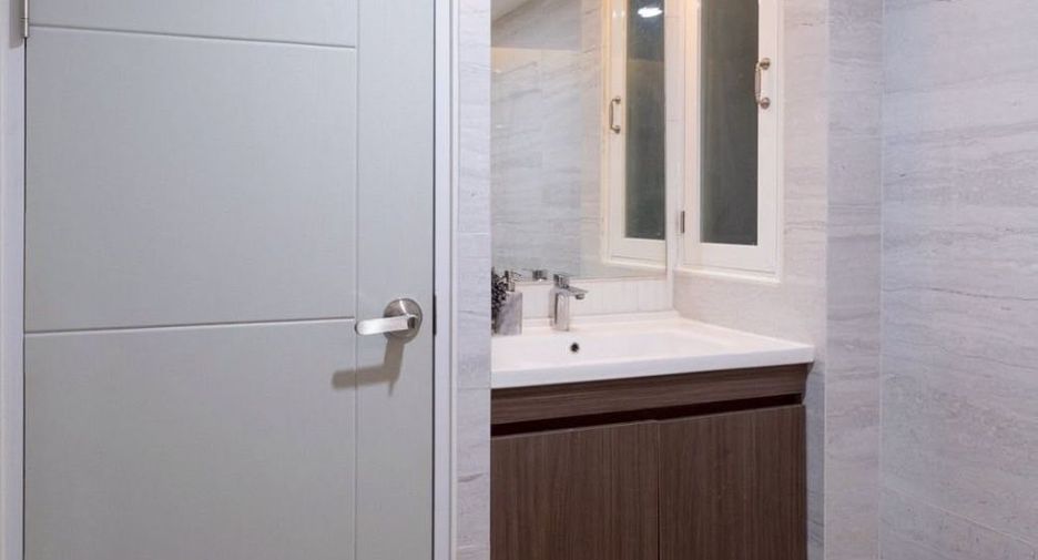 Wohnung zum Kauf mit 2 Zimmer in Watthana, Bangkok
