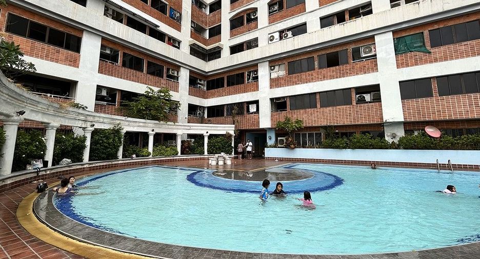 Wohnung zum Kauf mit 2 Zimmer in Watthana, Bangkok