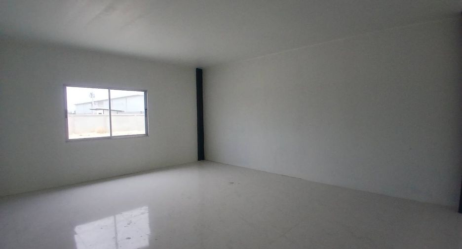 出售 6 卧室 仓库 在 Ban Bueng, Chon Buri