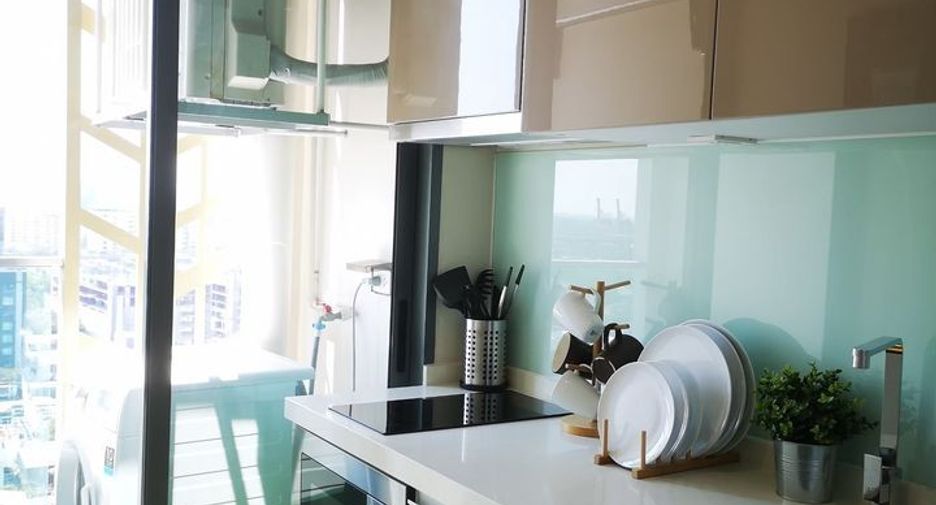À louer 1 chambre condo à Phra Khanong, Bangkok