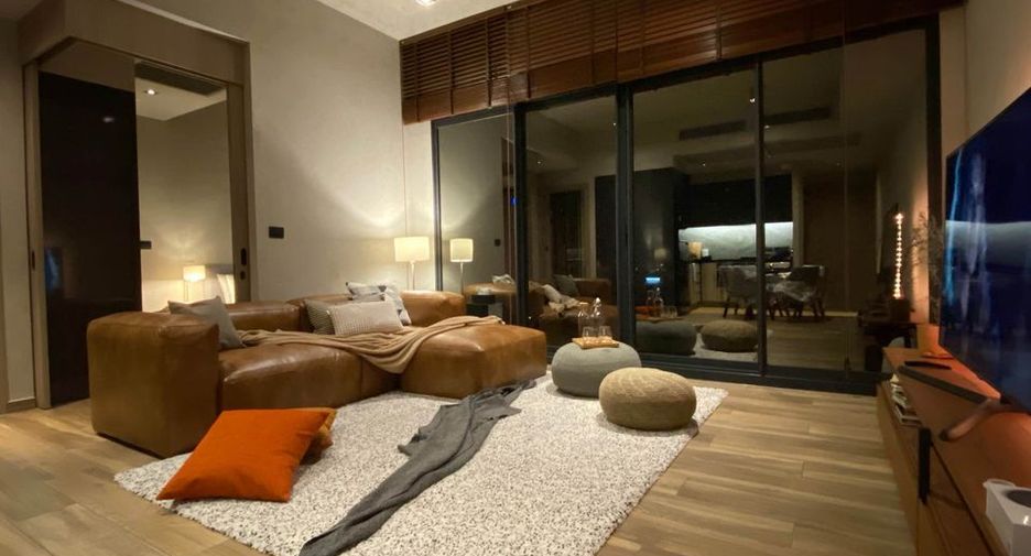 For rent 2 bedrooms condo in Watthana, Bangkok