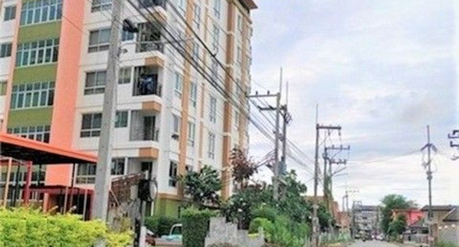 For sale 1 bed condo in Ban Khai, Rayong