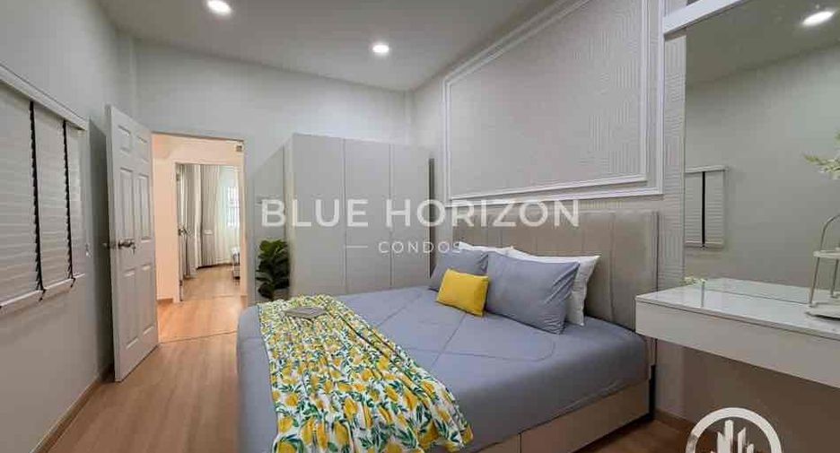For sale 2 ベッドルーム townhouse in East Pattaya, Pattaya