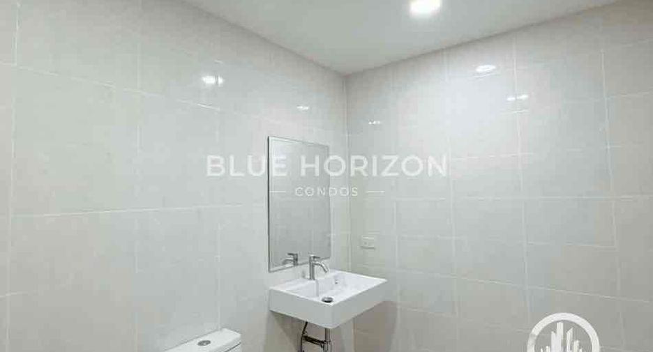 For sale 2 ベッドルーム townhouse in East Pattaya, Pattaya