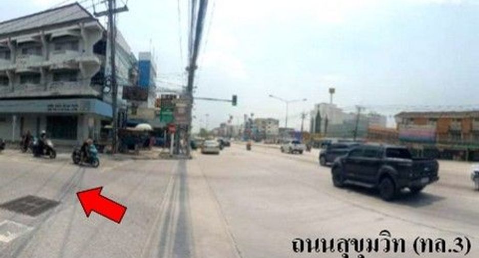 出售 1 卧室 联排别墅 在 Ban Khai, Rayong