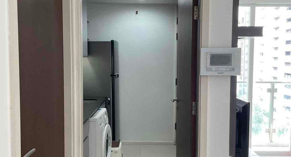 À louer 1 chambre condo à Watthana, Bangkok