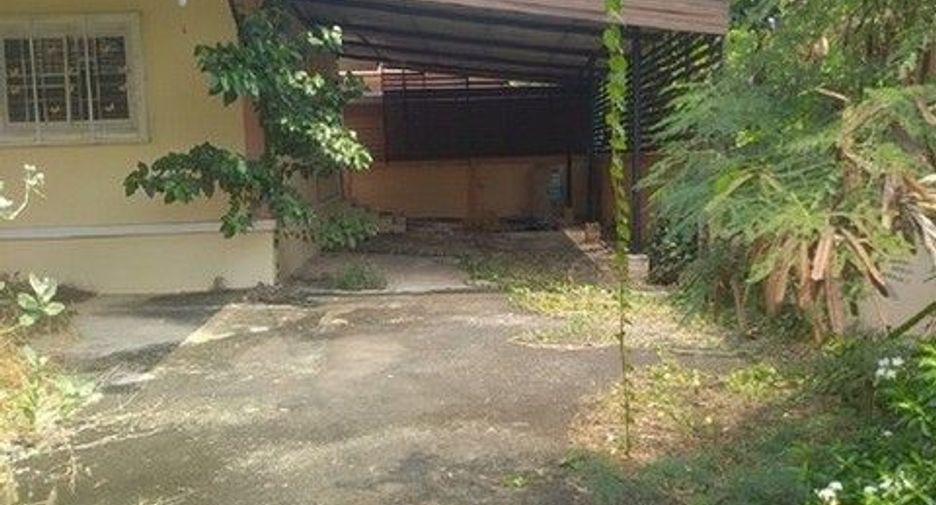 出售 1 卧室 独立屋 在 Bang Len, Nakhon Pathom