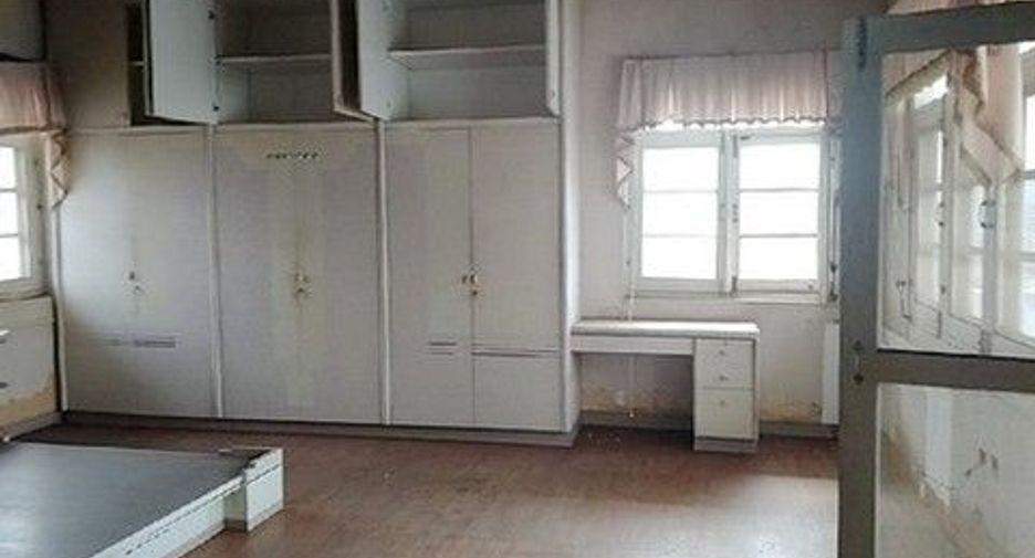 For sale 1 bed townhouse in Bang Len, Nakhon Pathom