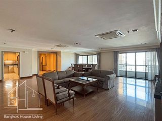 For rent 3 bedrooms condo in Watthana, Bangkok