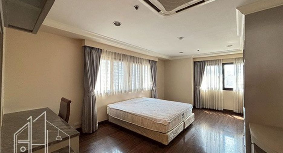À louer 3 chambres condo à Watthana, Bangkok