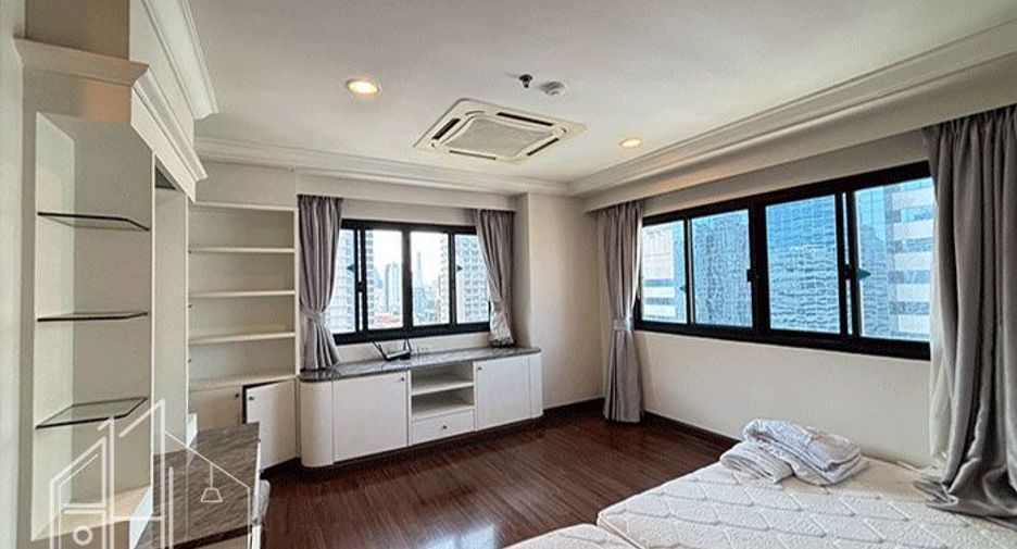 À louer 3 chambres appartement à Watthana, Bangkok
