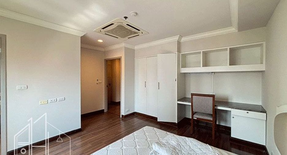 À louer 3 chambres appartement à Watthana, Bangkok