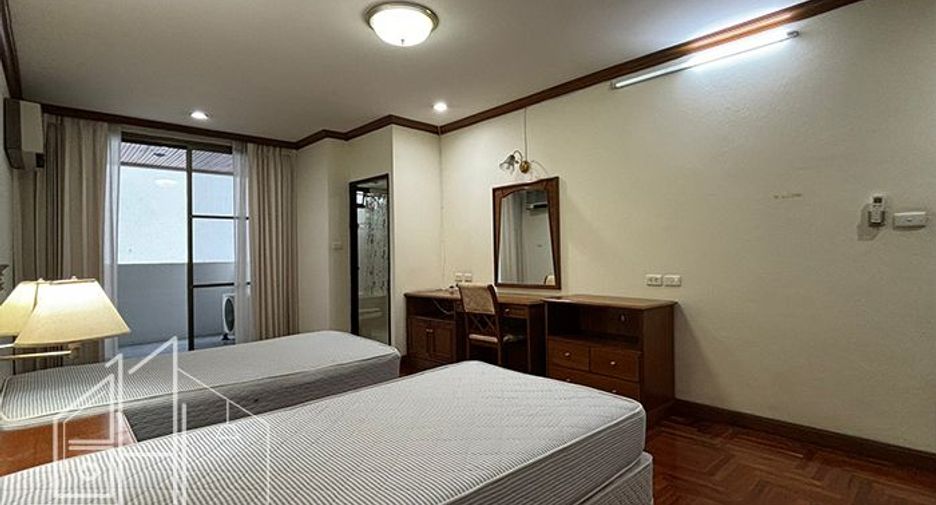 Apartamento en alquiler de 3 habitaciones en Watthana, Bangkok