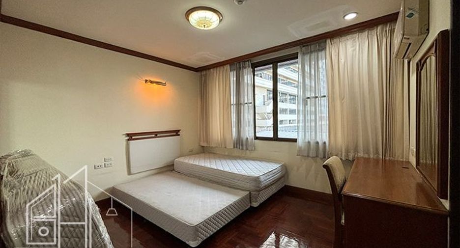 Apartamento en alquiler de 3 habitaciones en Watthana, Bangkok