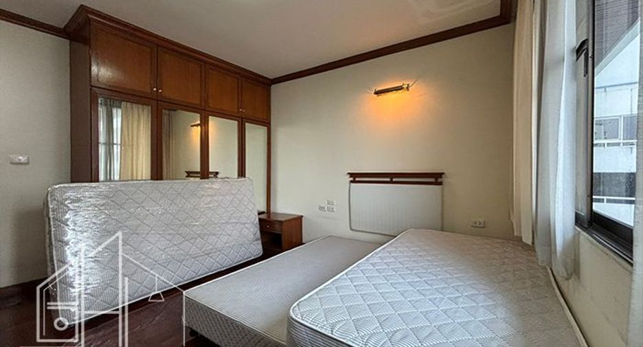 Apartamento en alquiler de 3 habitaciones en Watthana, Bangkok