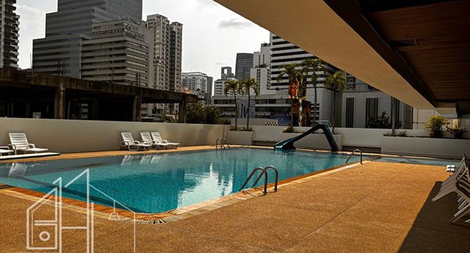 Apartamento en alquiler de 3 habitaciones en Watthana, Bangkok