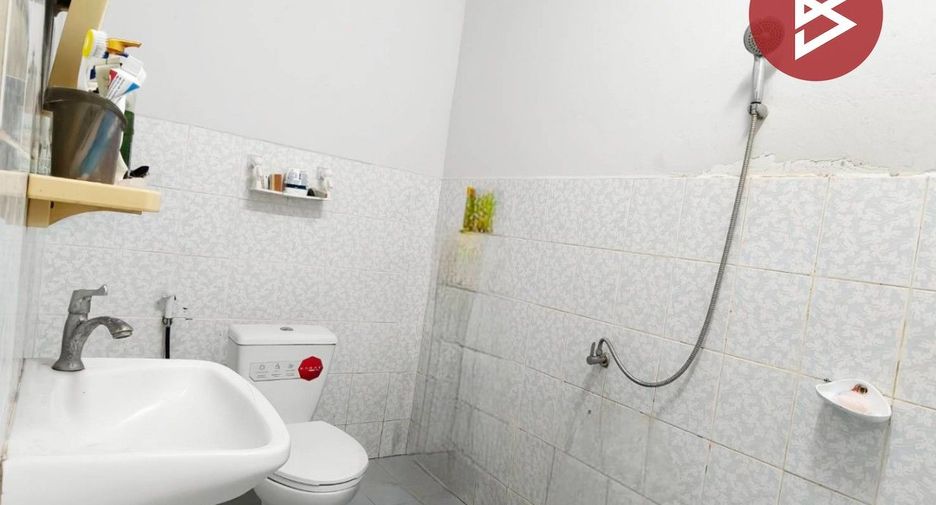 À vendre 2 chambres maison de ville à Mueang Chachoengsao, Chachoengsao