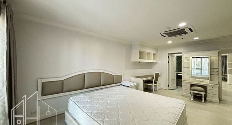 À louer 3 chambres condo à Watthana, Bangkok