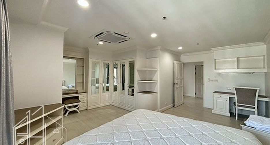 À louer 3 chambres condo à Watthana, Bangkok