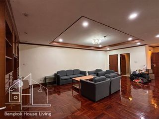 For rent 3 bedrooms condo in Watthana, Bangkok
